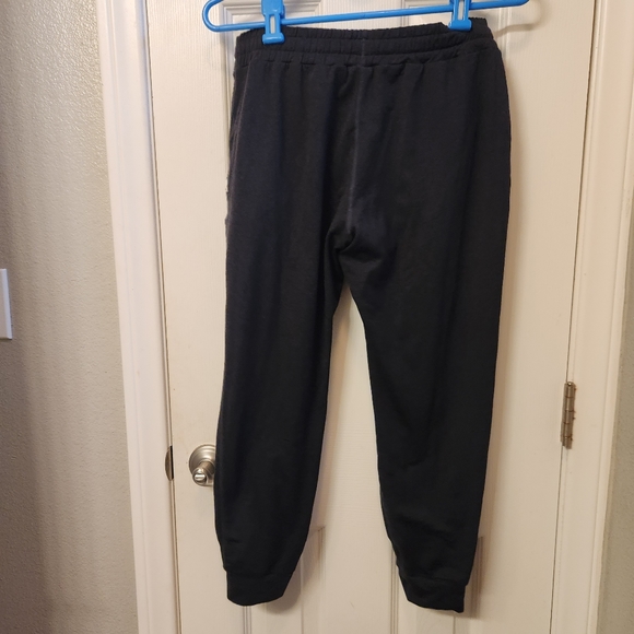 Vuori performance joggers size s - Picture 3 of 5